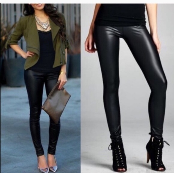 Pants - 🎊 host pick🎊 Matte faux leather Leggings